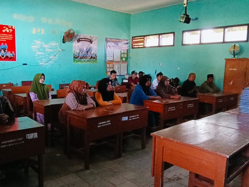 Sinergi Sekolah dan Orang Tua: Penyerahan Laporan Hasil Belajar Semester Genap SD Negeri 4 Semambung Tahun Ajaran 2025/2026